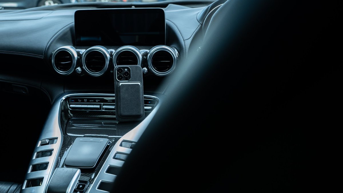 Alcantara vs Leather iPhone Cases. Which Is Right for You?